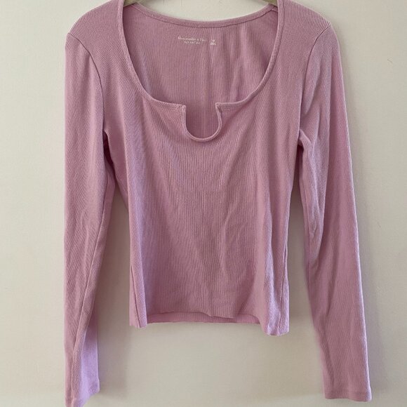 Abercrombie & Fitch Soft Ribbed Scoop Neck Keyhole Long Sleeve Tee Size Medium - Picture 1 of 3